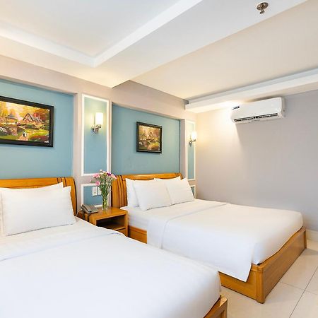Lucky Star Hotel - Ben Thanh Cidade de Ho Chi Minh Exterior foto