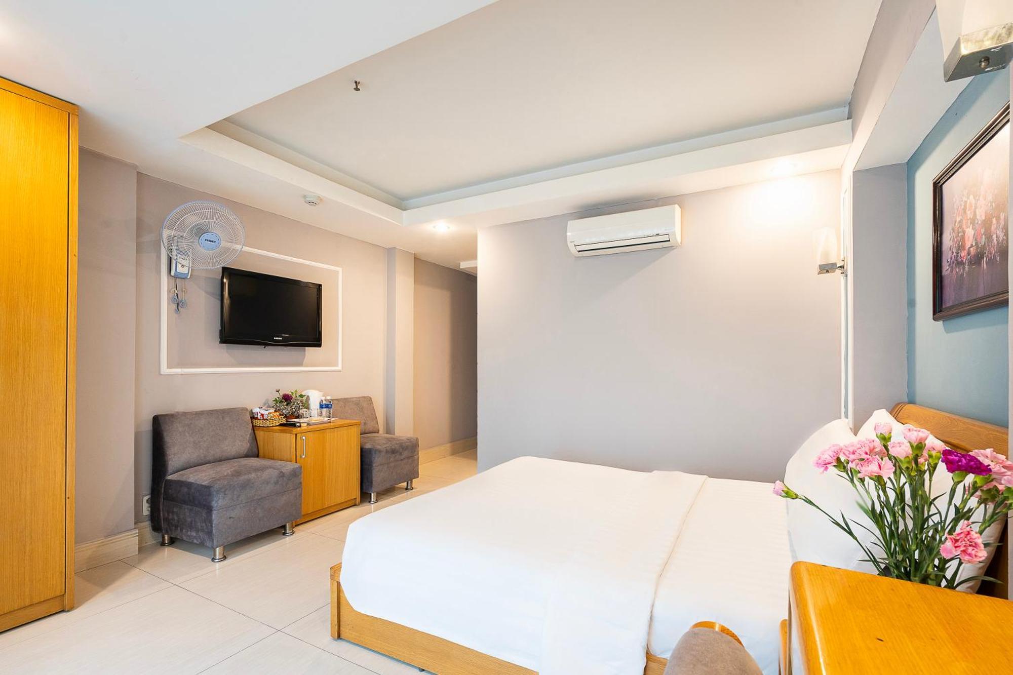 Lucky Star Hotel - Ben Thanh Cidade de Ho Chi Minh Exterior foto