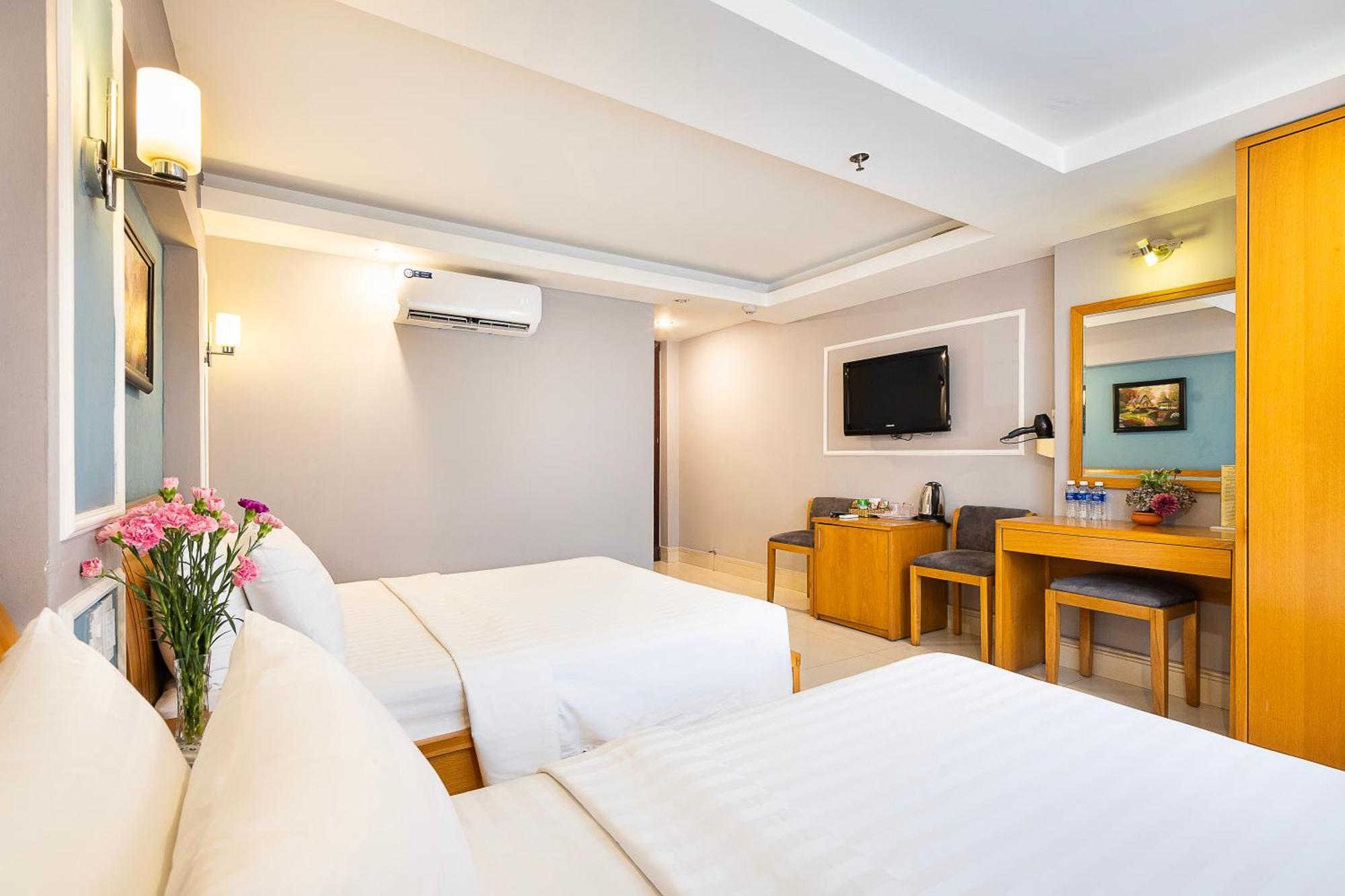 Lucky Star Hotel - Ben Thanh Cidade de Ho Chi Minh Exterior foto